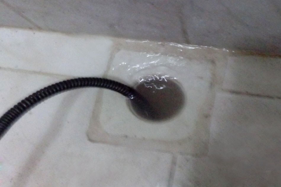 Banyo süzgeci açma