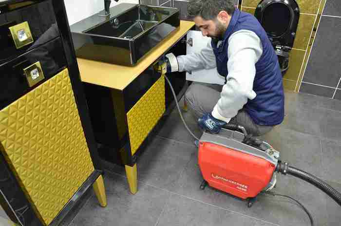 Pimaş gideri açma - robotla tıkanıklık açma